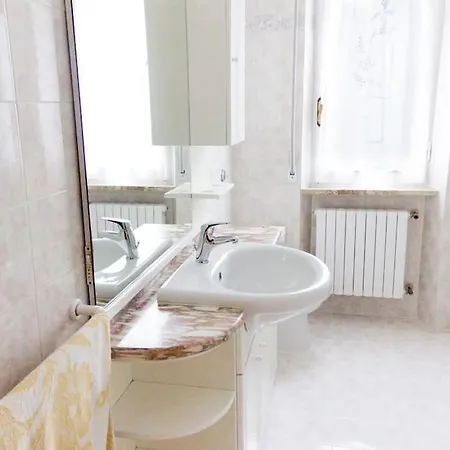 Apartment Spazioso Fronte Mare Marzocca di Senigallia