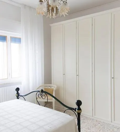 Spazioso Fronte Mare *