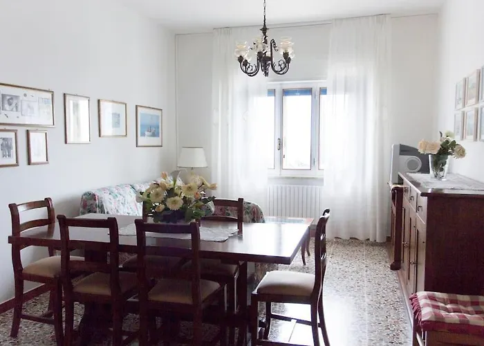 Spazioso Fronte Mare 公寓